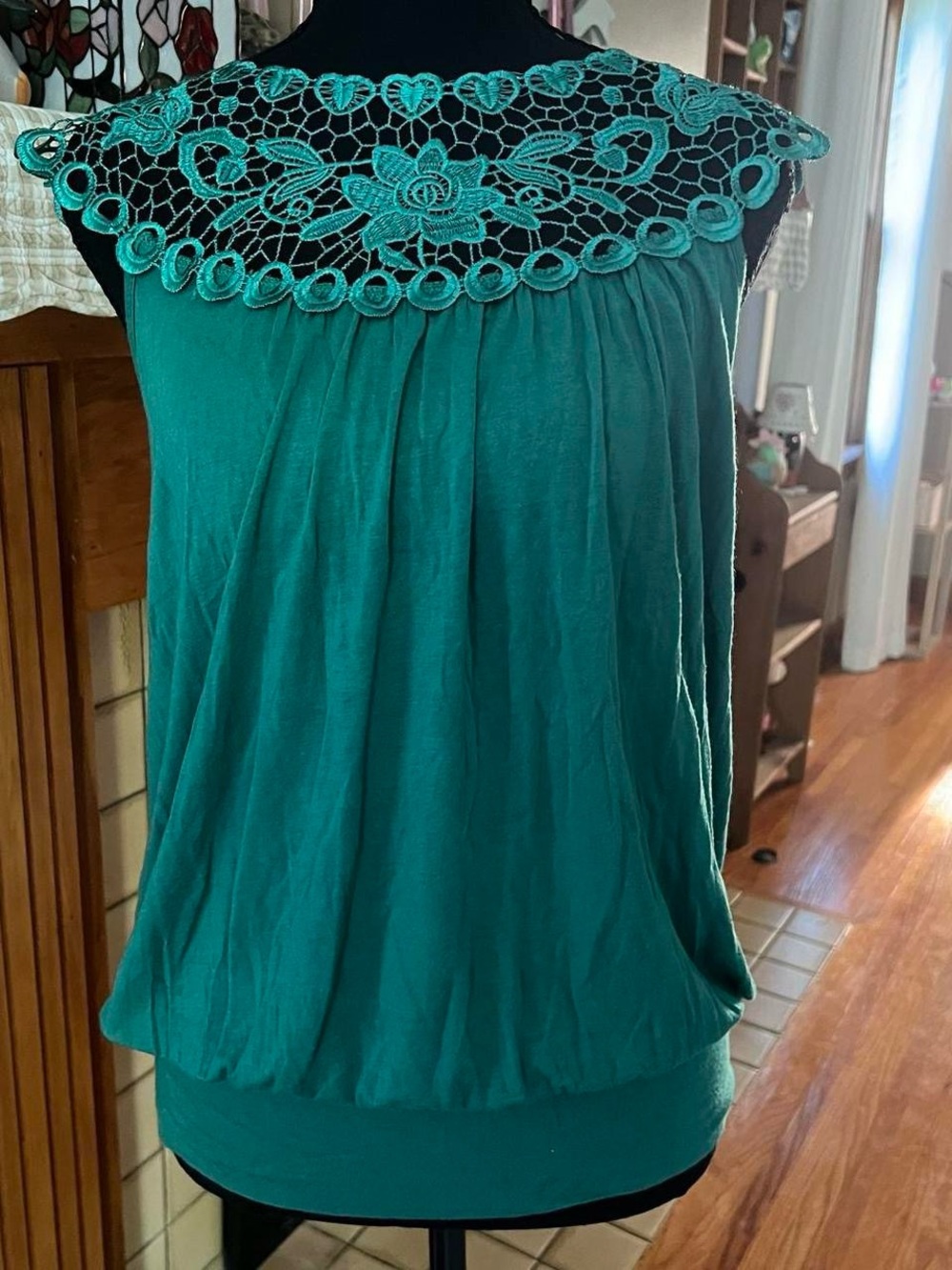 Y2K Vintage Simply Irresistible Teal Lace Yoke Sleeveless Camisole